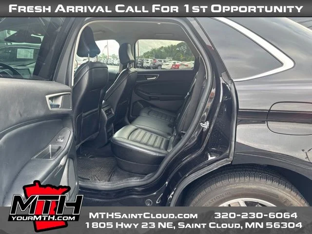 Certified Used 2022 Black Ford SEL image 8