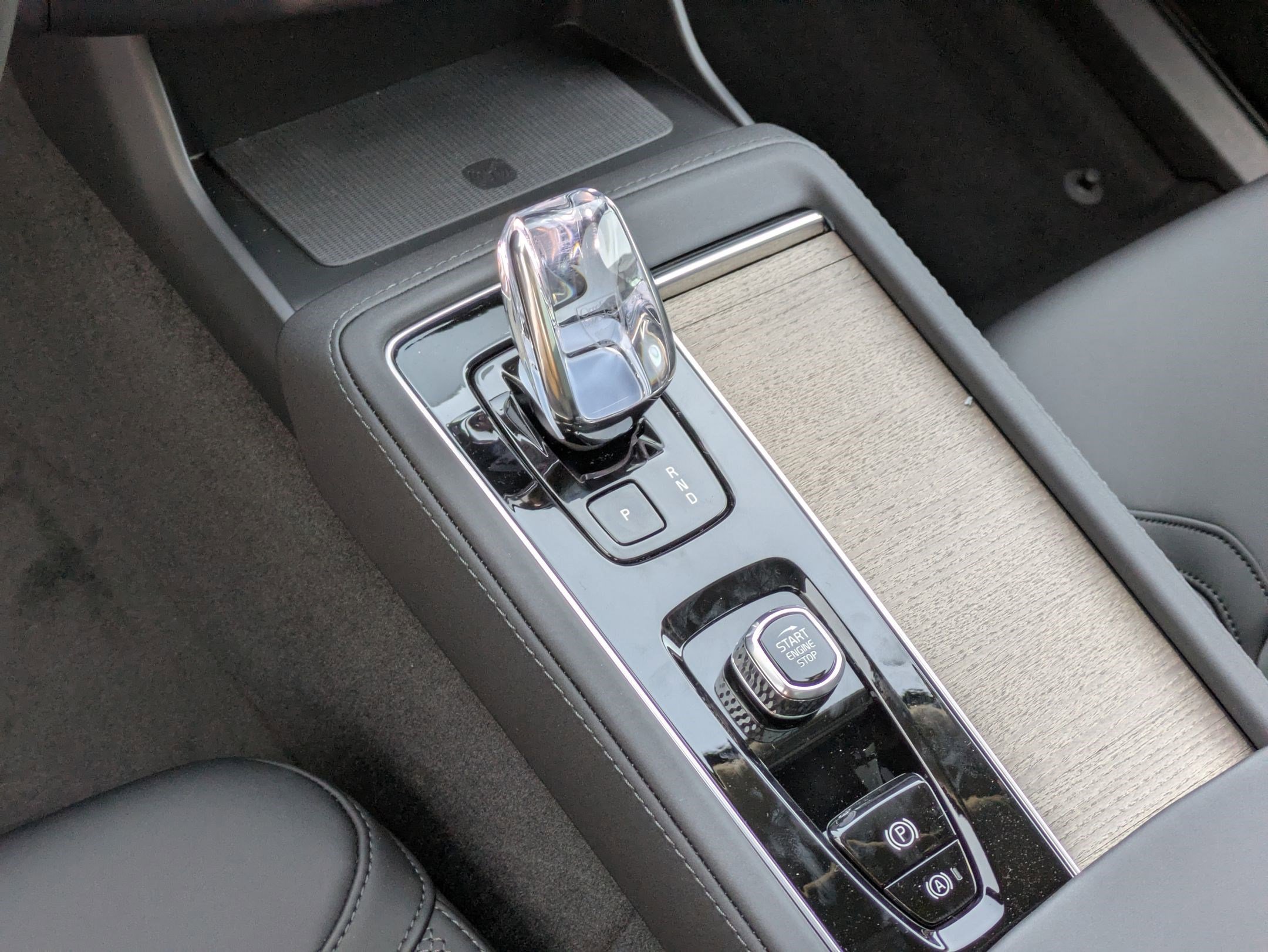 2026 Volvo XC90 Plus - Photo 13