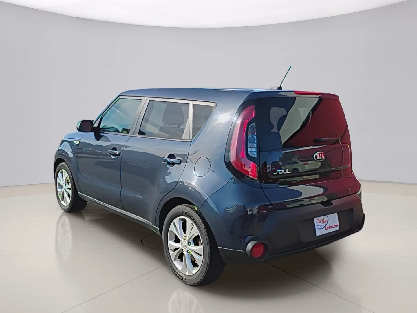 Used 2014 Blue Kia GLS+ image 7