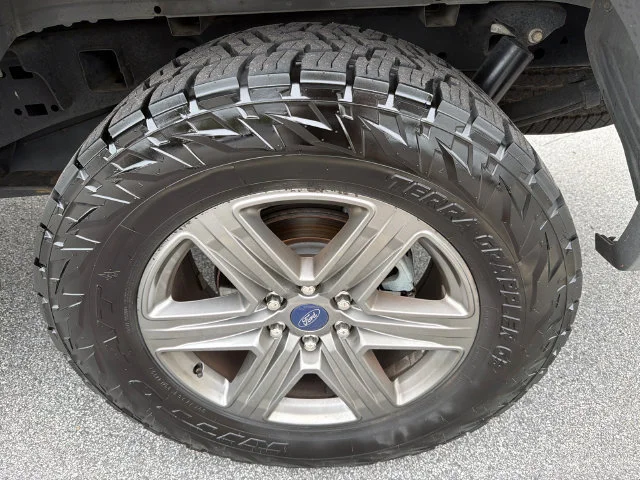 Used 2020 Gray Ford XLT image 19