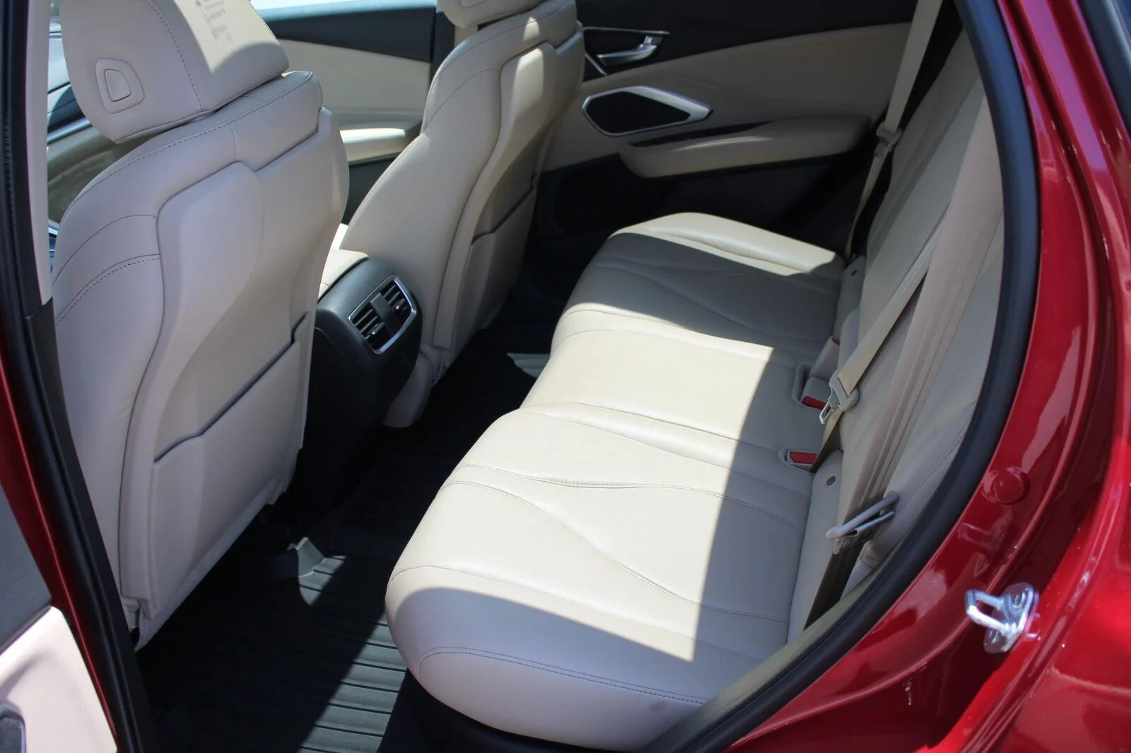 Used 2023 Red Acura SH-AWD image 28