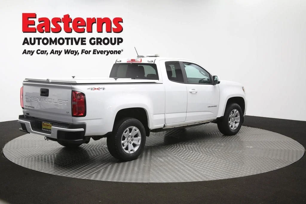 Used 2022 White Chevrolet LT image 44