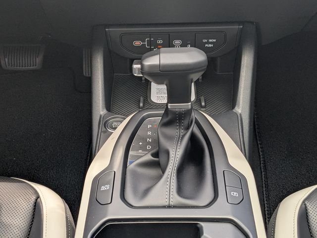 New 2026 Snow White Pearl Kia GT-Line image 22