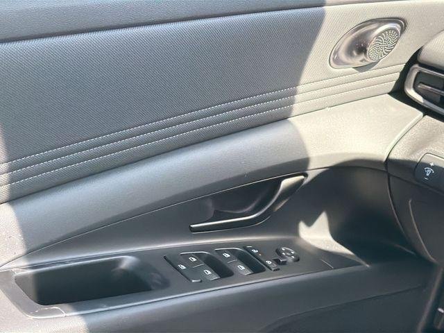 New 2026 Gray Hyundai SEL Sport Premium image 17