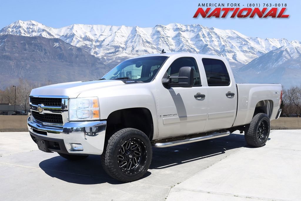 2007 Chevrolet Silverado HD 1LT 4WD Crew Cab SWB's photo