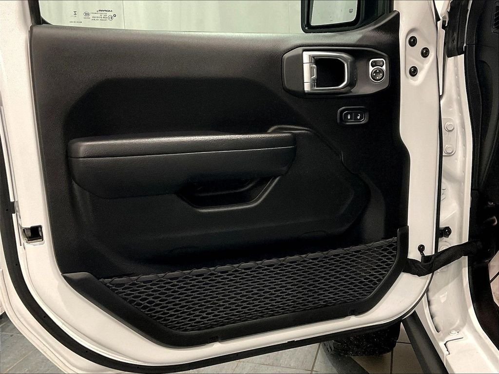 Used 2024 White Jeep Willys 4xe image 9