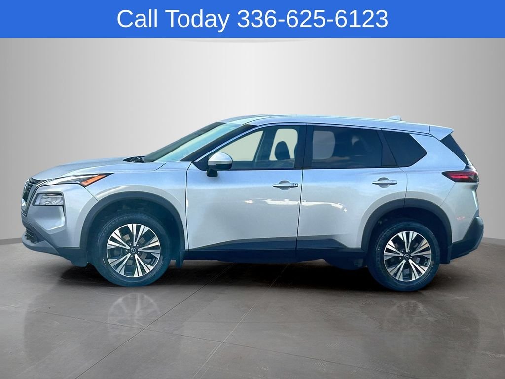 Used 2022 Silver Nissan SV image 2