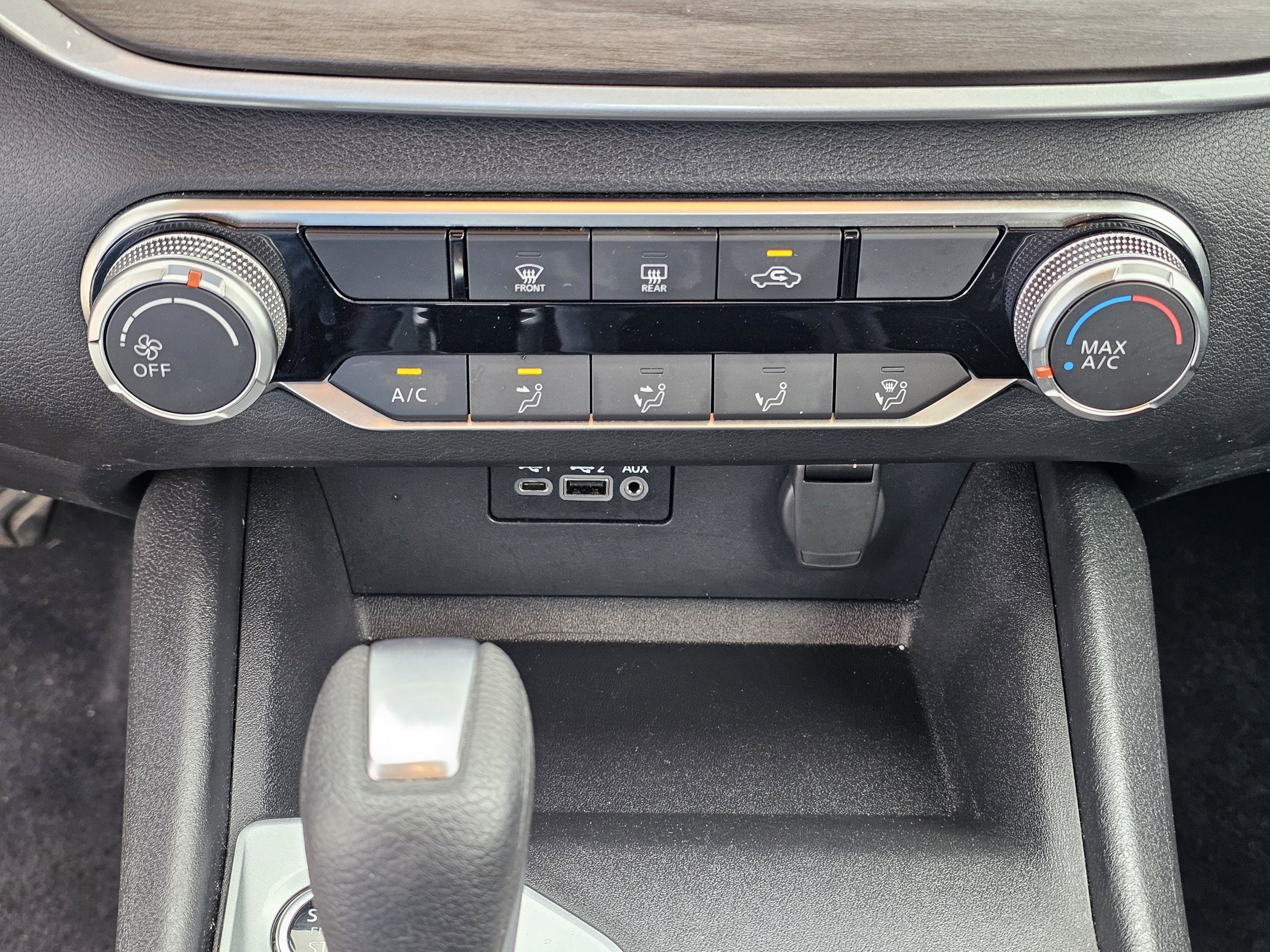 2025 Nissan Altima SV - Photo 24