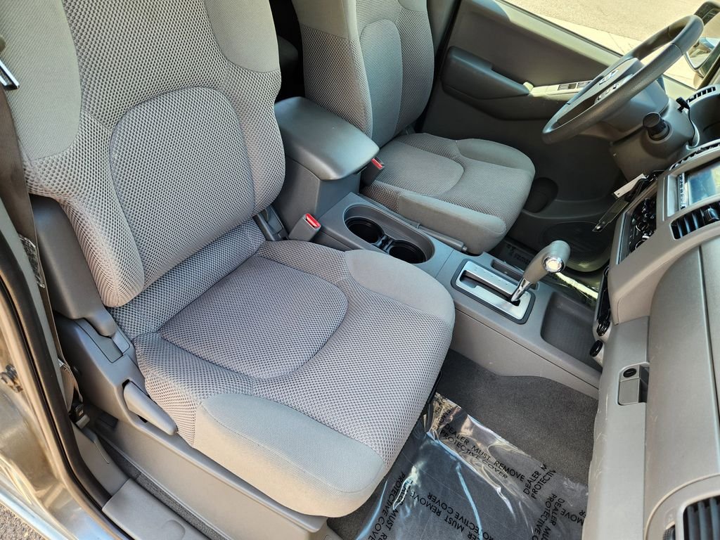 Used 2006 Gray Nissan SE image 11
