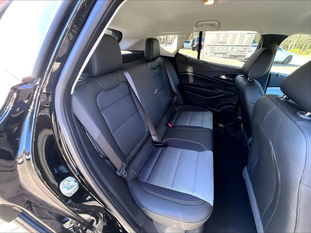 New 2026 Chevrolet Trax LT 4D Sport Utility