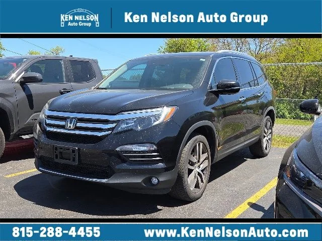 2017 Honda Pilot 4WD Touring's photo