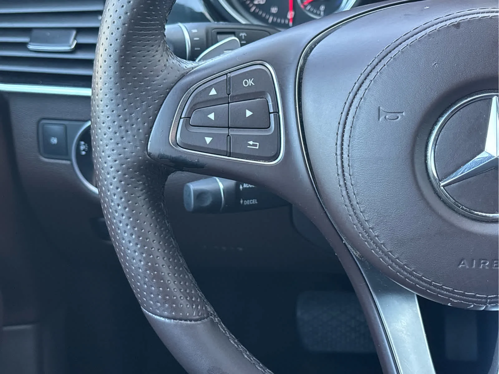 Used 2019  Mercedes-Benz GLS 450 image 19