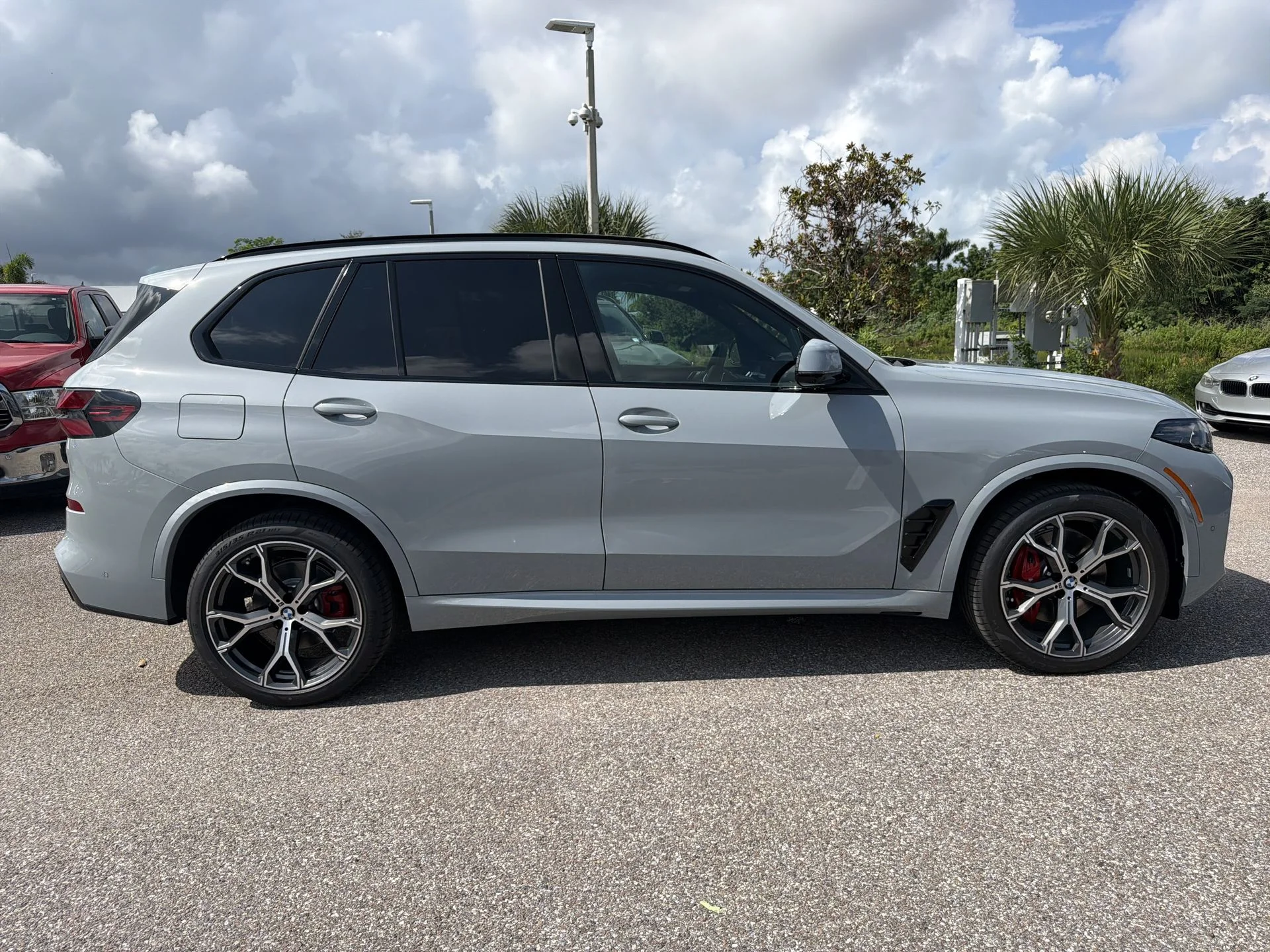 New 2026 Brooklyn Grey Metallic BMW xDrive40i image 3