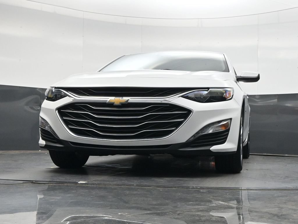 Used 2023 White Chevrolet LT image 47