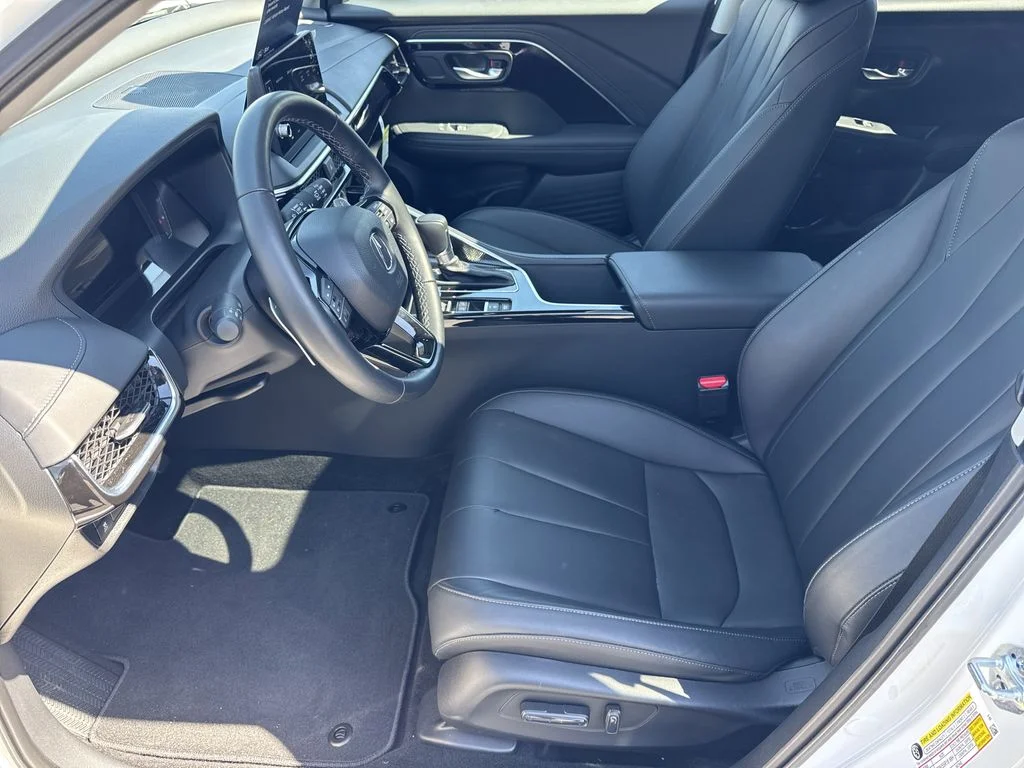 2025 Acura ADX Base - Photo 9