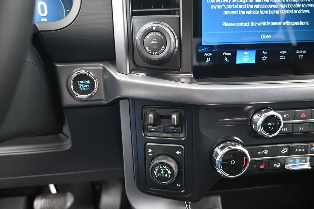 New 2026 Agate Black Metallic Ford XLT image 18
