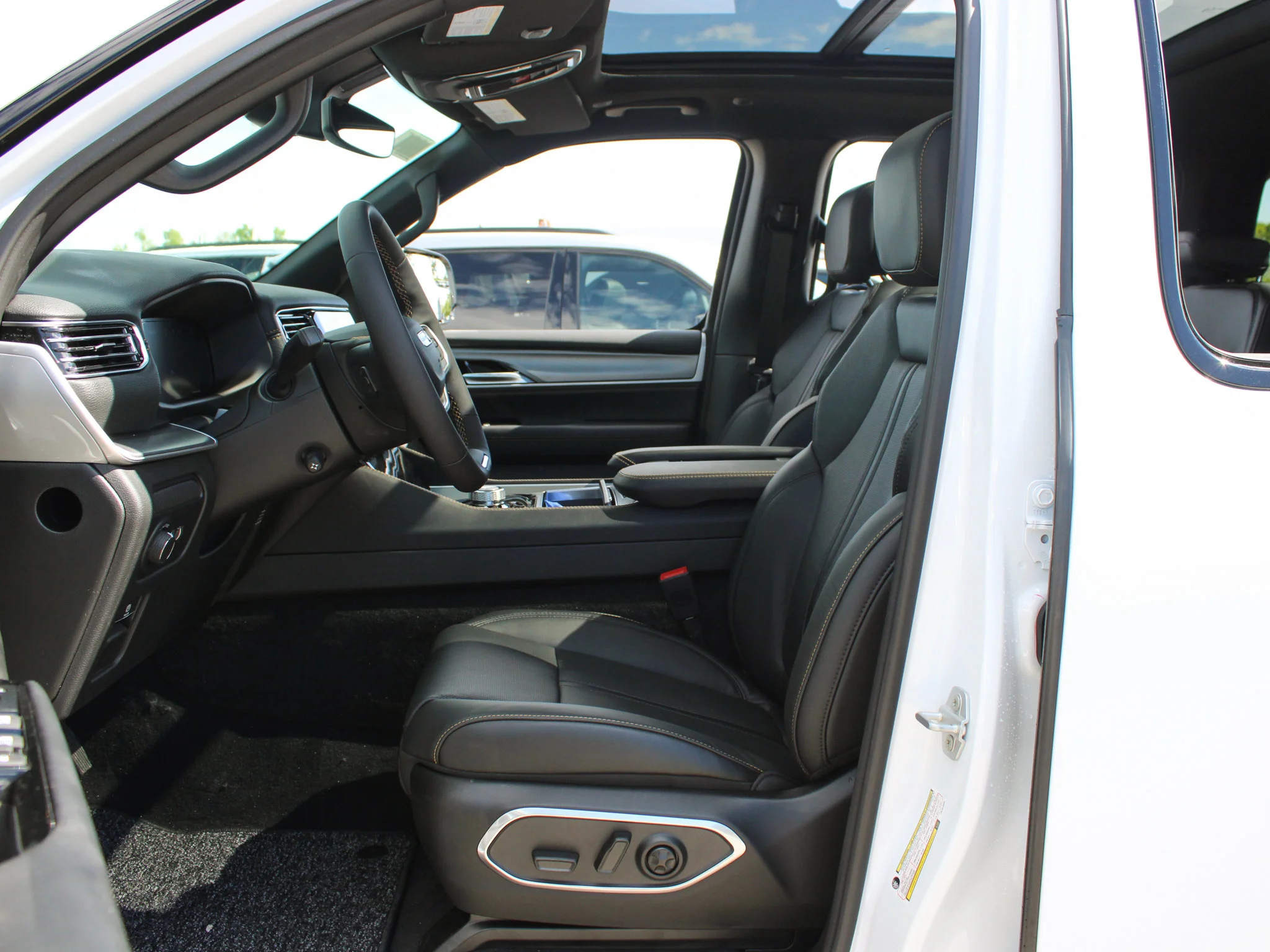 New 2026 White Jeep 85th Anniversary* image 12