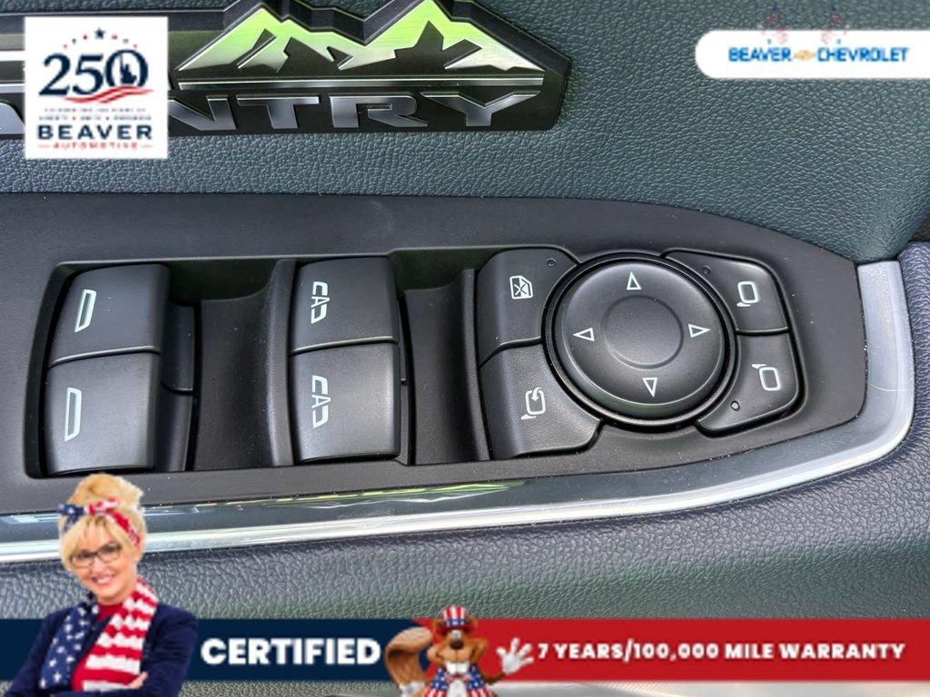 Used 2025 Sterling Gray Metallic Chevrolet High Country image 32