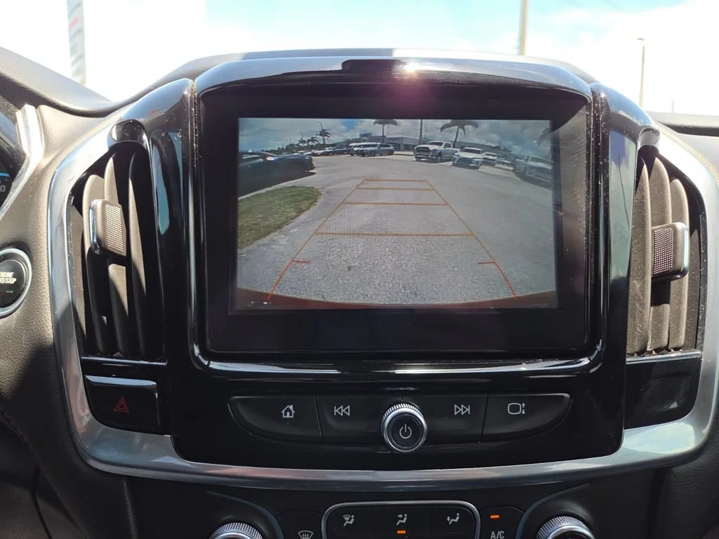 Used 2019 Cajun Red Tintcoat Chevrolet LT Leather image 38