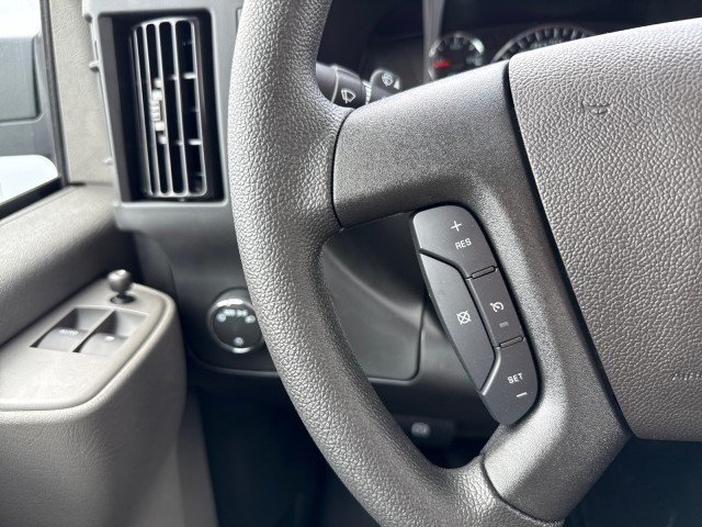 2025 Chevrolet Express Cargo Work Van - Photo 16