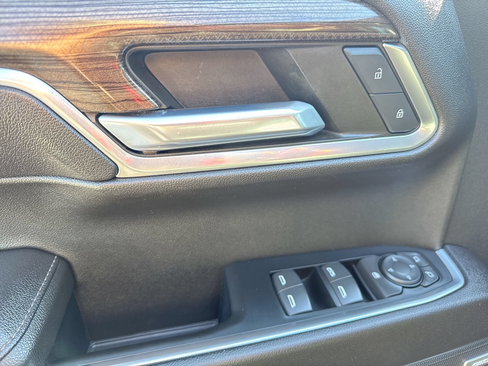 Used 2022 Dark Ash Metallic Chevrolet RST image 13