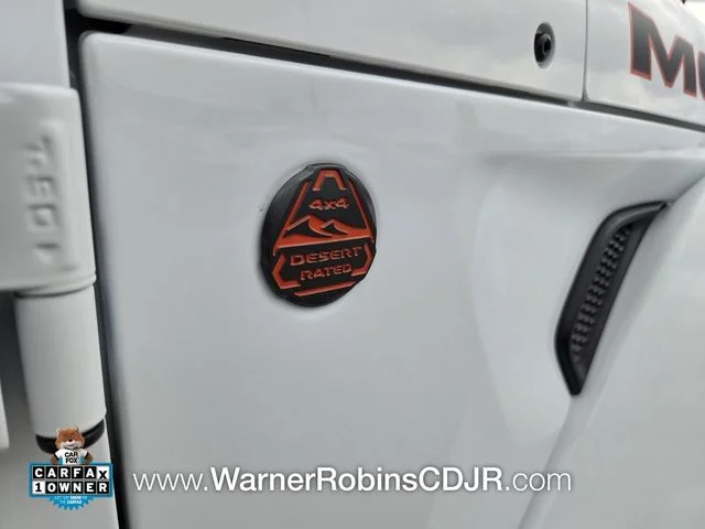 Used 2025 White Jeep Mojave image 18