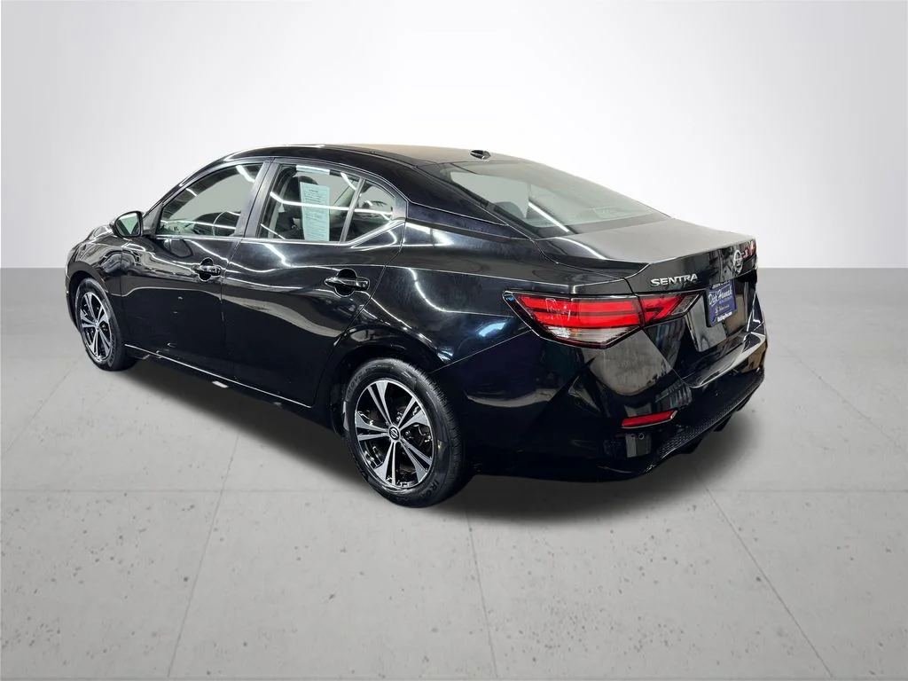 Used 2022 Black Nissan SV image 4