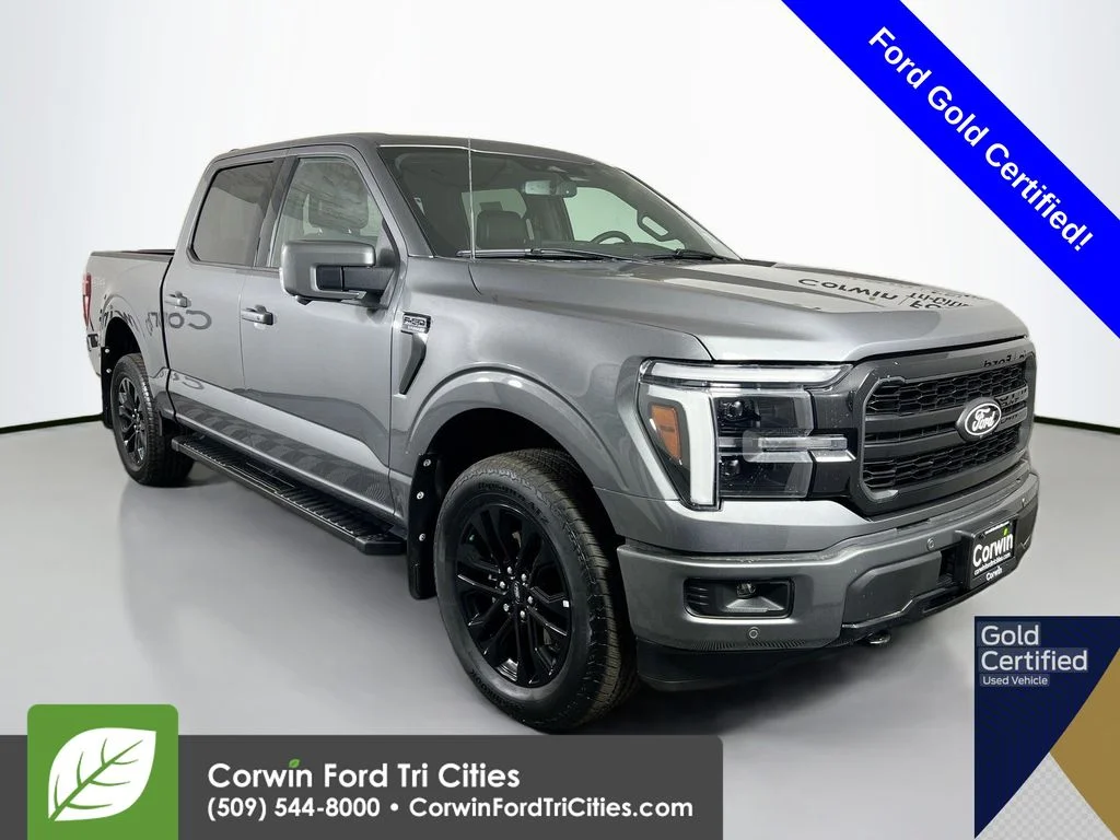 2025 Ford F-150 Lariat 4x4 SuperCrew 145 in's photo
