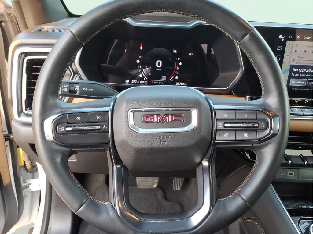 Used 2023 White GMC AT4 image 24