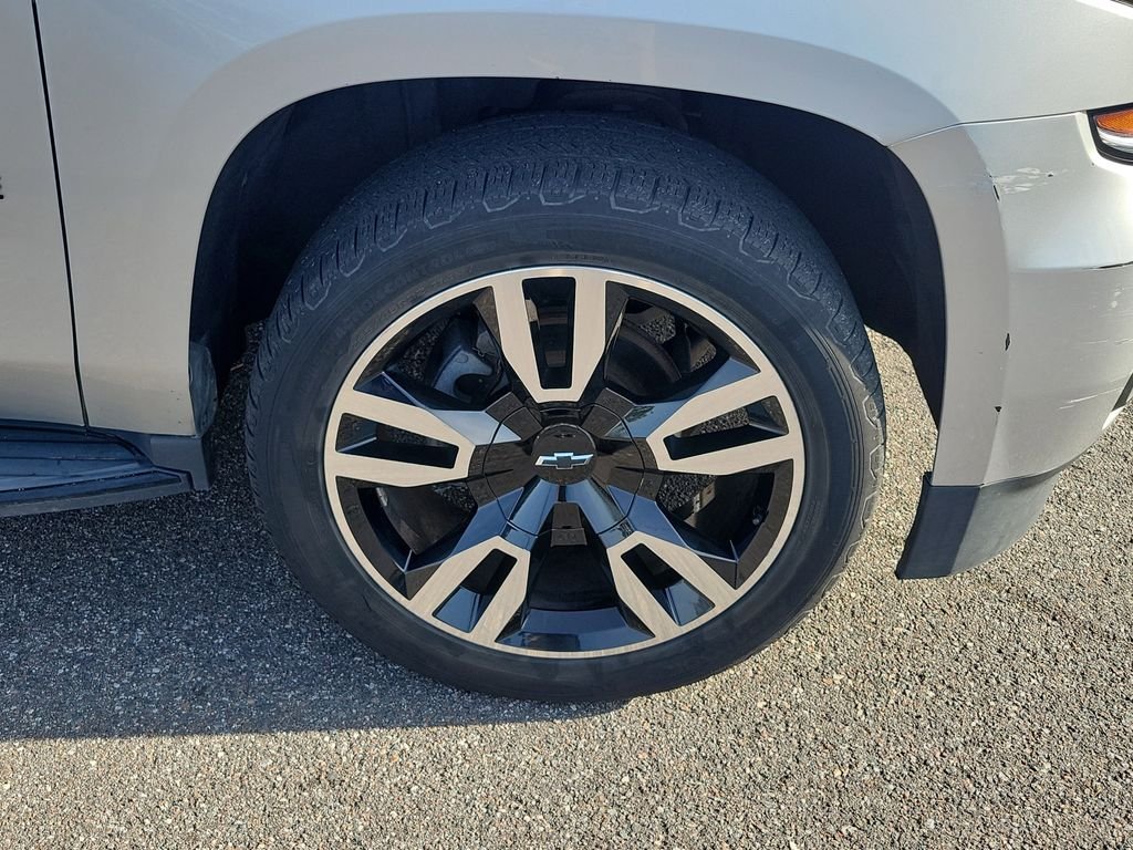 Used 2018 Silver Chevrolet LT image 40