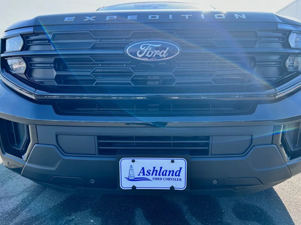 New 2026 Agate Black Metallic Ford MAX Active image 10