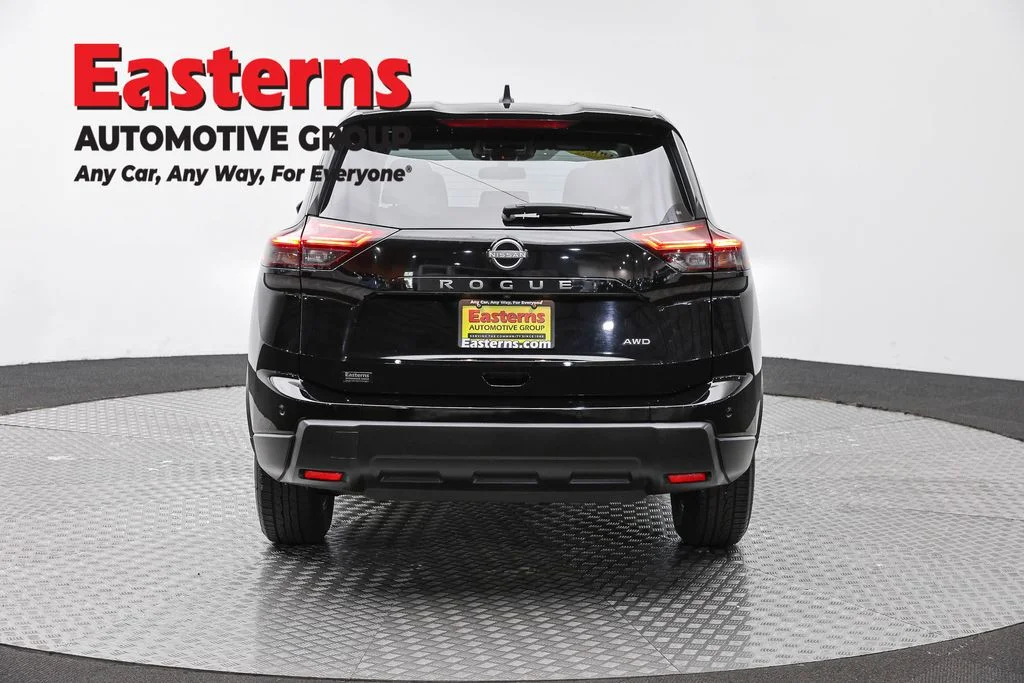 Used 2024 Black Nissan S image 6