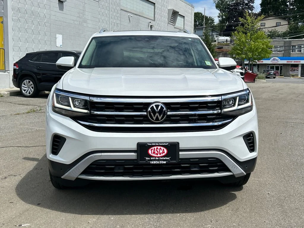 Used 2023 White Volkswagen SEL image 6