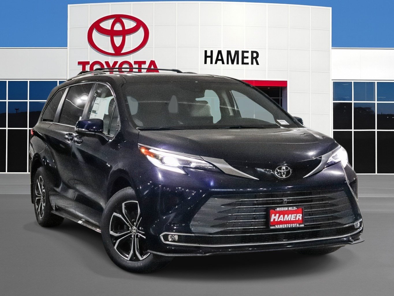 2026 Toyota Sienna  Platinum