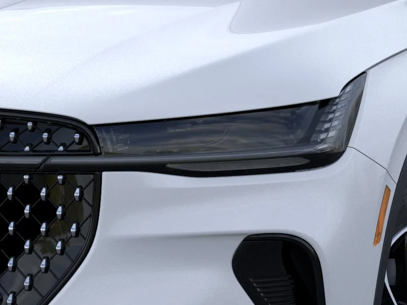New 2026 White Platinum Metallic Tri-Coat Lincoln Premiere image 18
