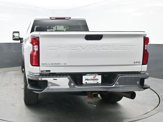 Used 2022 White Chevrolet LTZ image 5