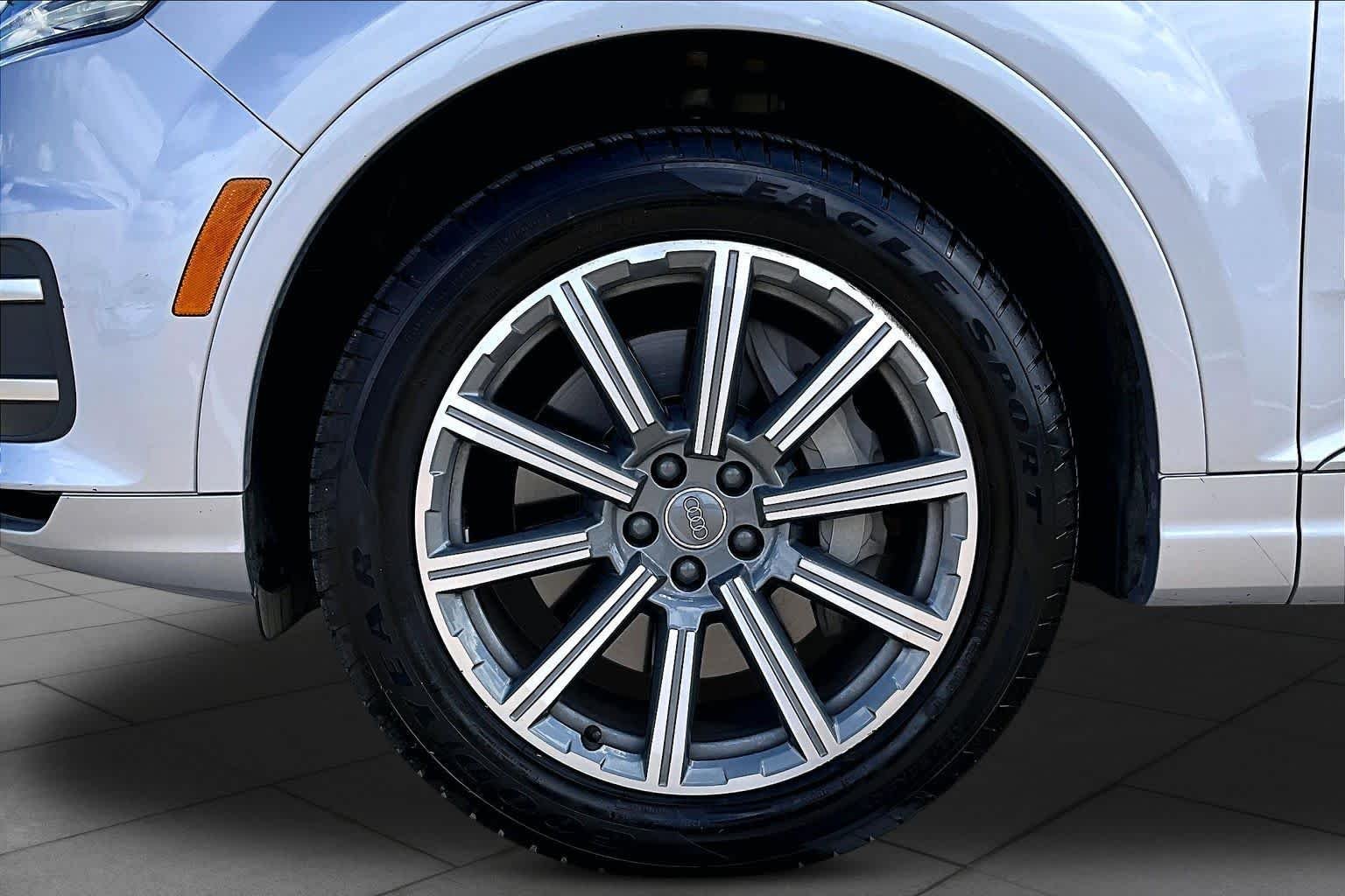 Used 2018 Florett Silver Metallic Audi Premium Plus image 10