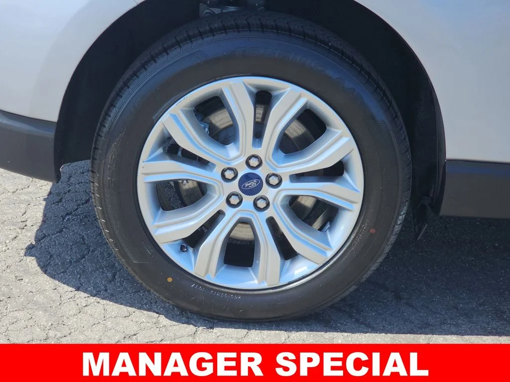 Used 2022 Silver Ford Titanium image 38