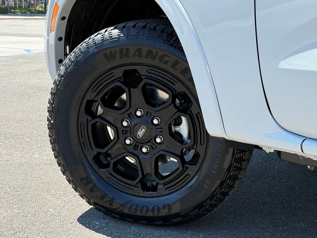 New 2026 Avalanche Ford XLT image 16