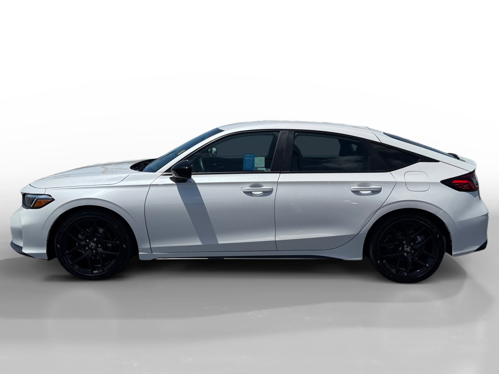 Certified Used 2026 Platinum White Pearl Honda Sport image 2