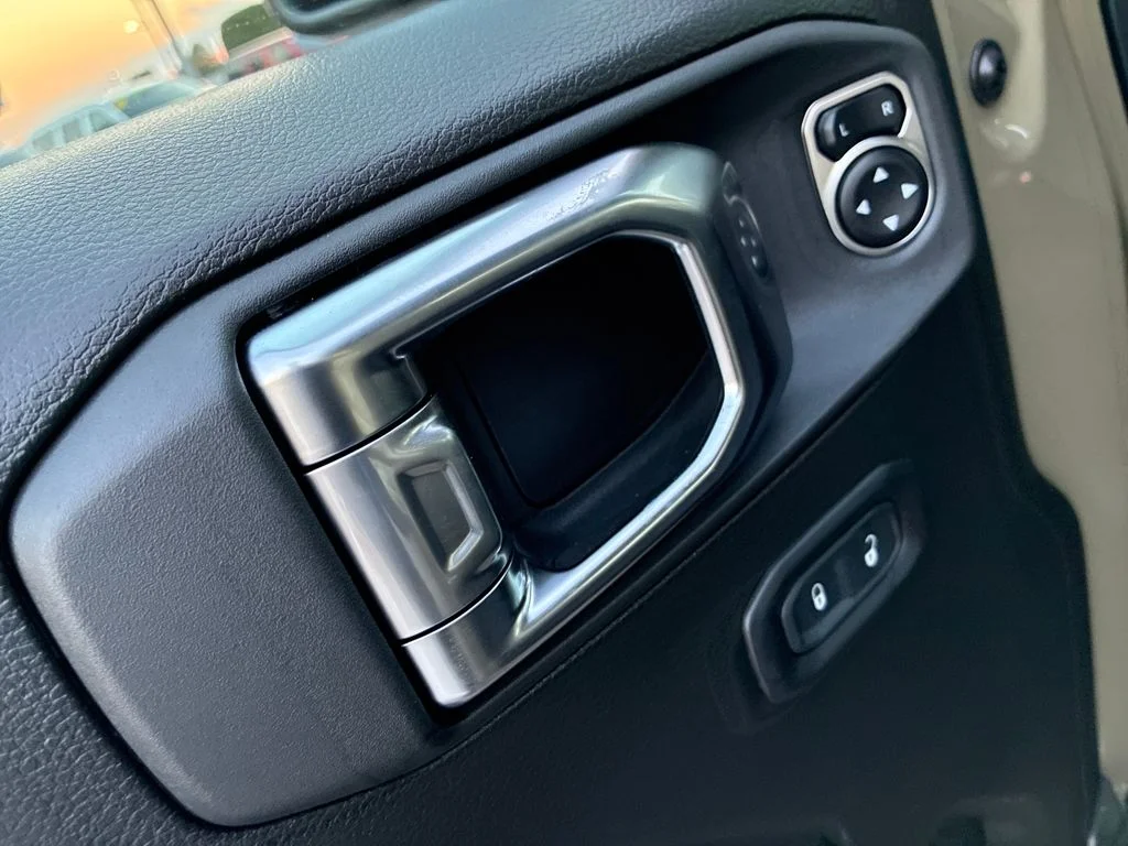 New 2025 41 Exterior Paint Jeep Sport S image 12