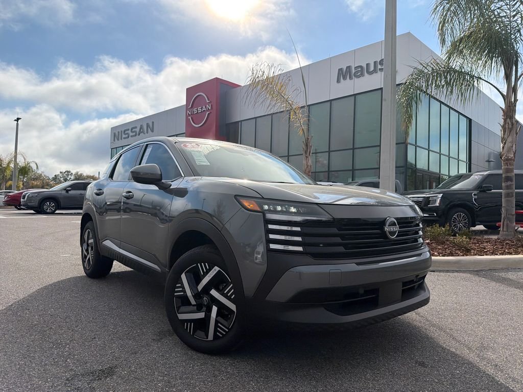 2025 Nissan Kicks SV