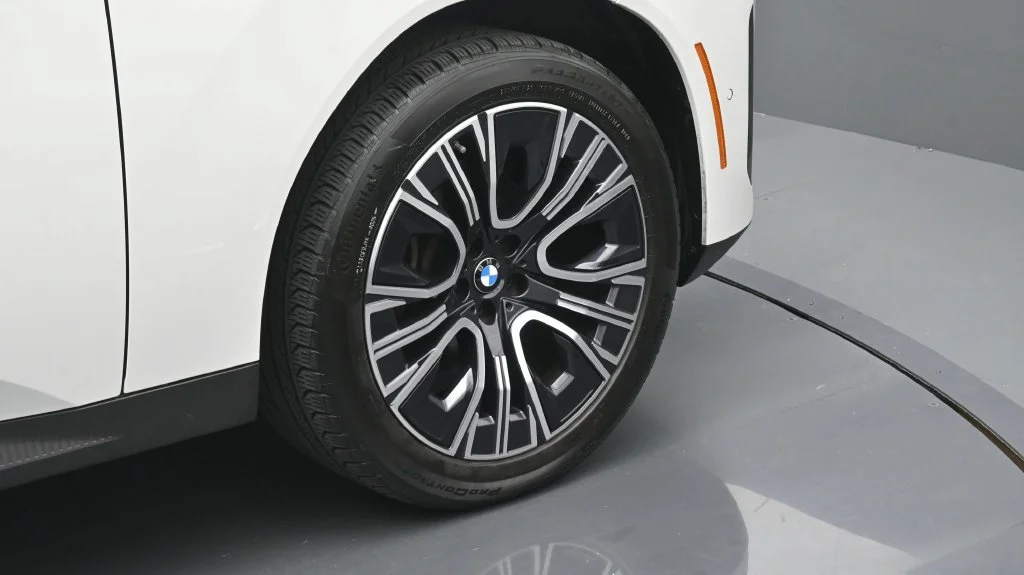 Used 2026 White BMW 30 xDrive image 6