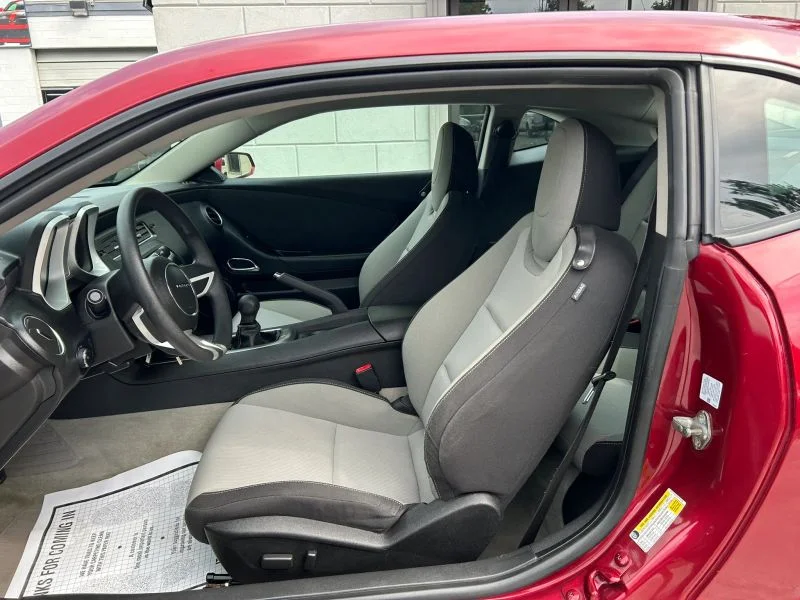 Used 2010 Red Chevrolet LT Coupe 2D image 29