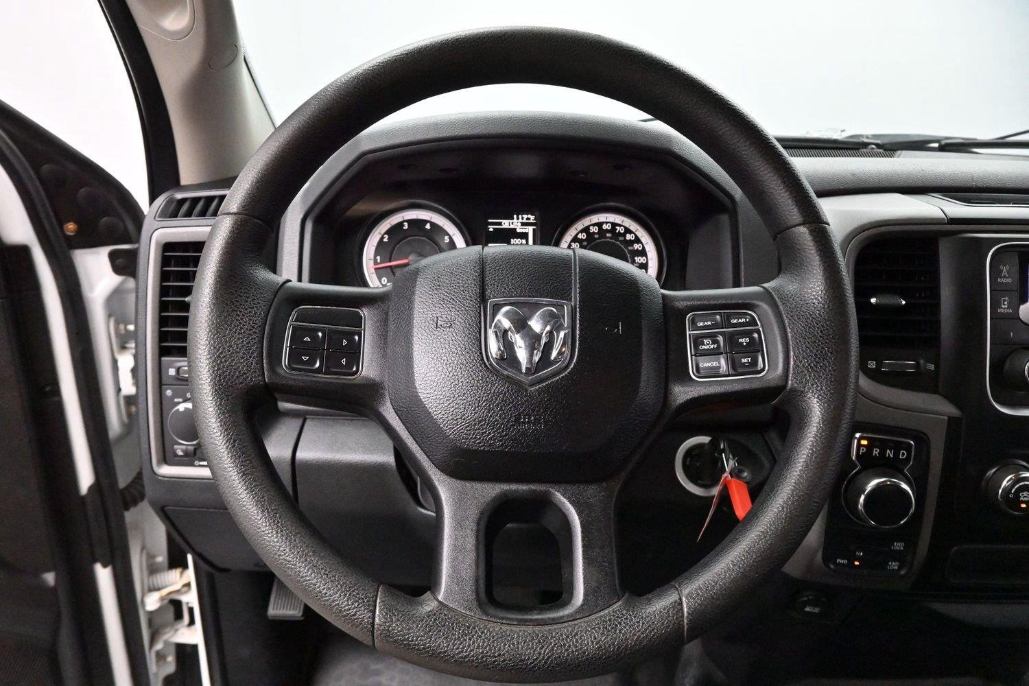 Used 2015 Bright White Clearcoat Ram Tradesman image 14