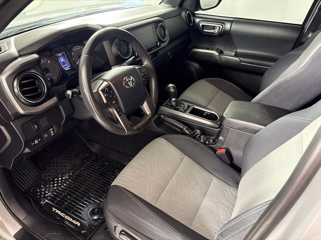 Used 2020  Toyota TRD Off-Road image 30
