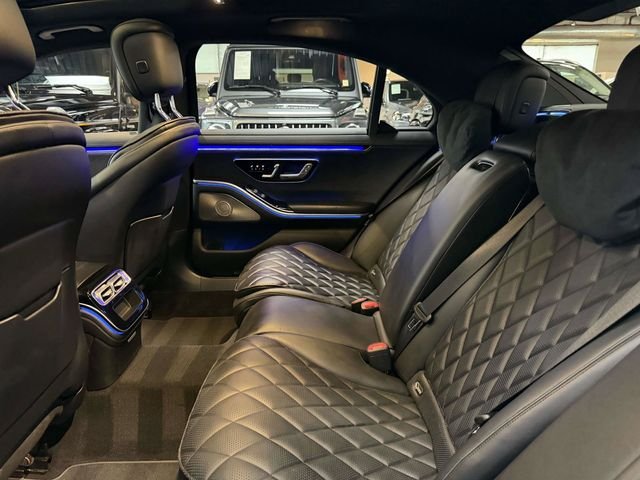 Certified Used 2023  Mercedes-Benz S 580 image 12