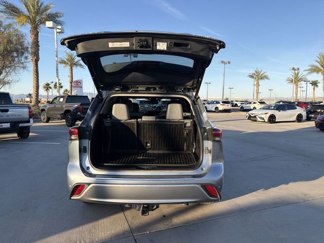 2021 Toyota Highlander Platinum - Photo 31