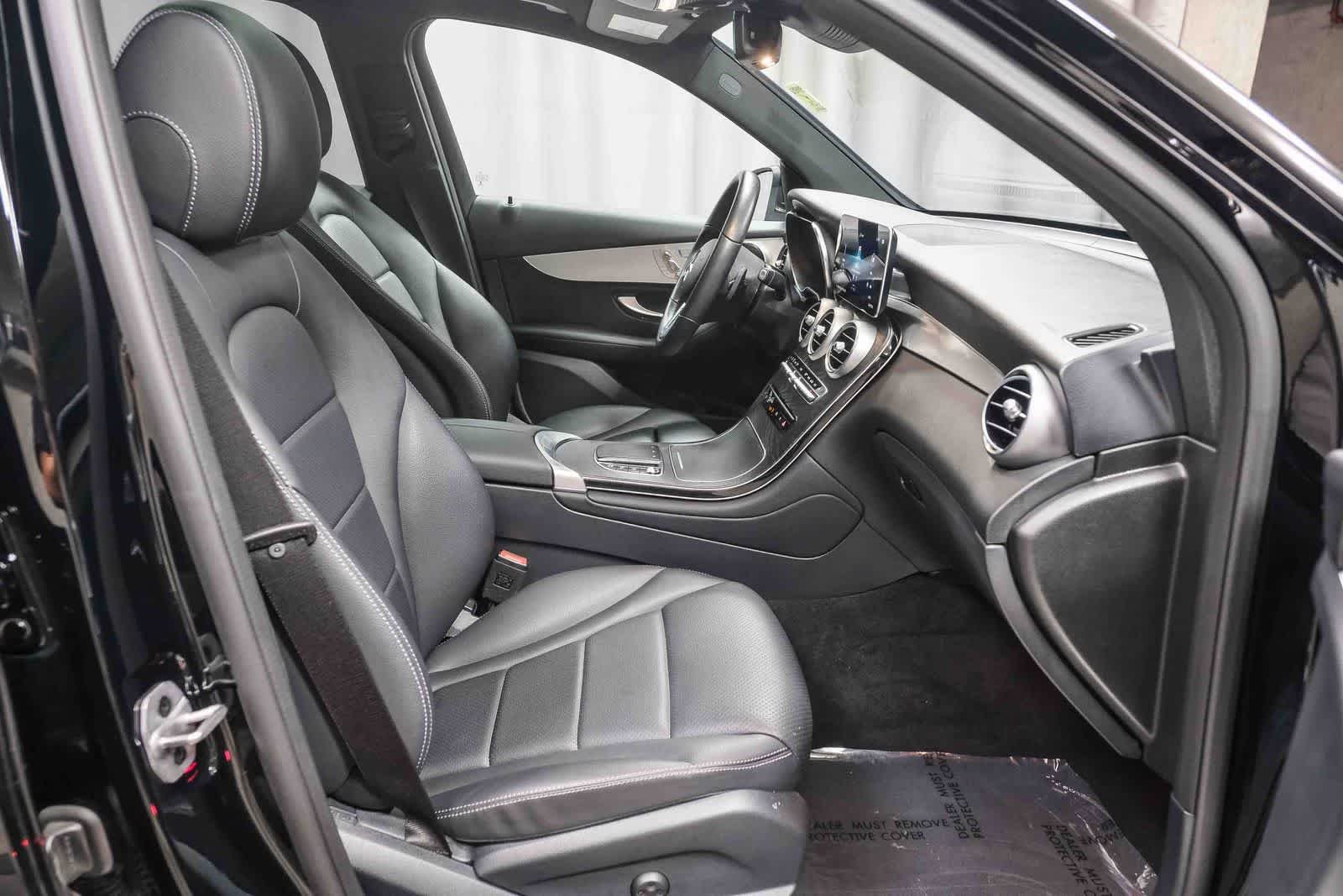Certified Used 2022 Black Mercedes-Benz GLC 300 image 22