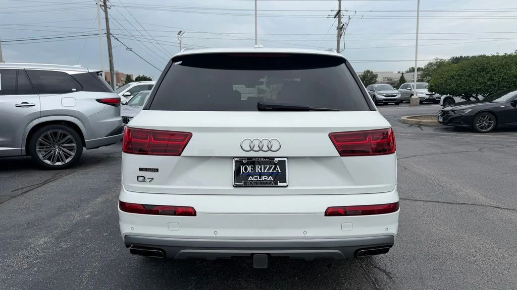 Used 2019  Audi 55 Premium quattro image 6